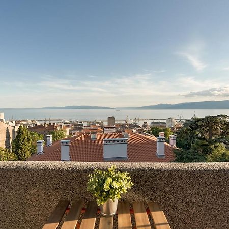 Appartement Port à Rijeka Extérieur photo