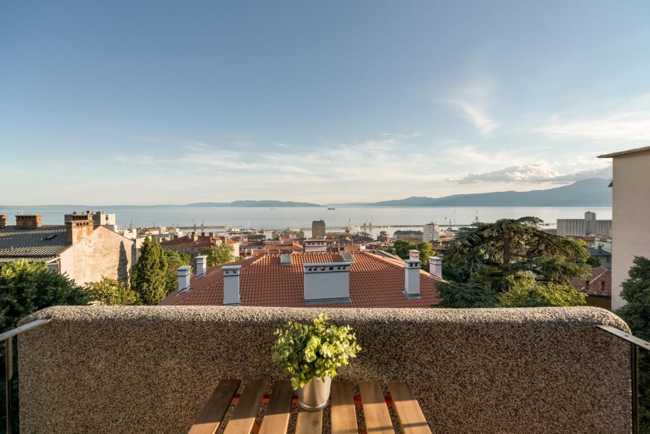 Appartement Port à Rijeka Extérieur photo