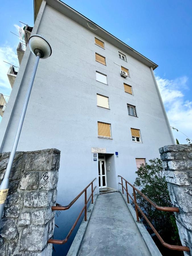 Appartement Port à Rijeka Extérieur photo